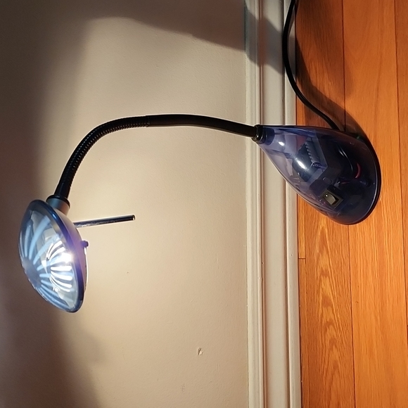 Desk Lamp with Adjustable Arm - Picture 5 of 7